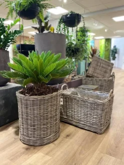 Runde høje rattan krukker med hjul - Ø.43cm + Ø.50cm