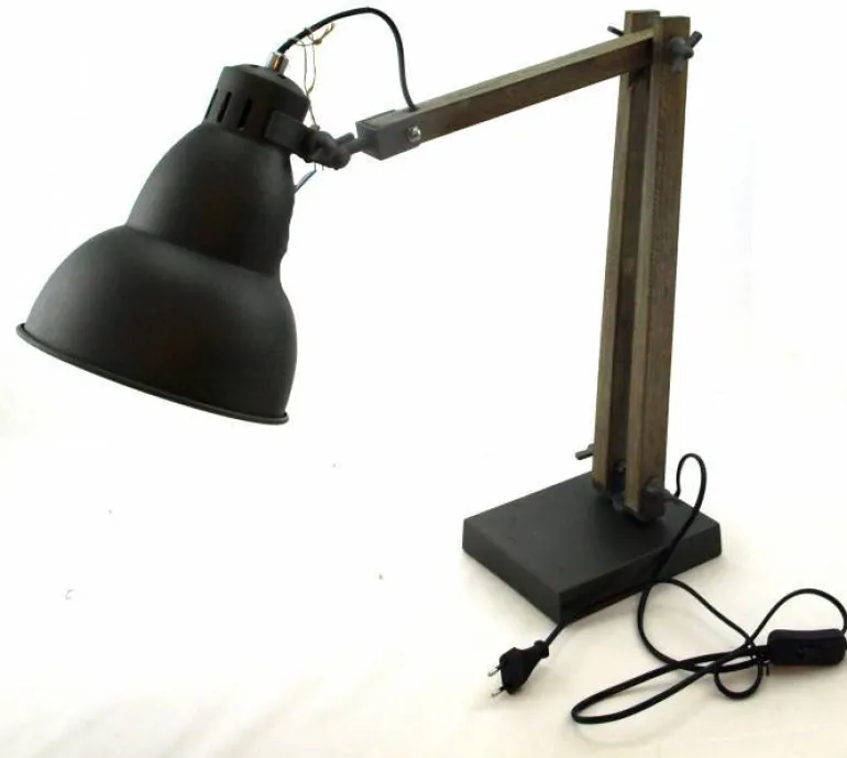 Rustik bordlampe i træ